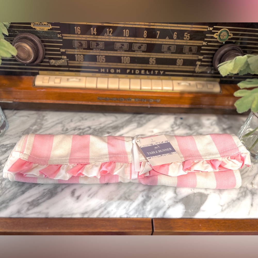 ✨NEW🌸Target Bullseye Playground 2026 Pink & White Striped Ruffled Table Runner🤍 - Picture 5 of 8